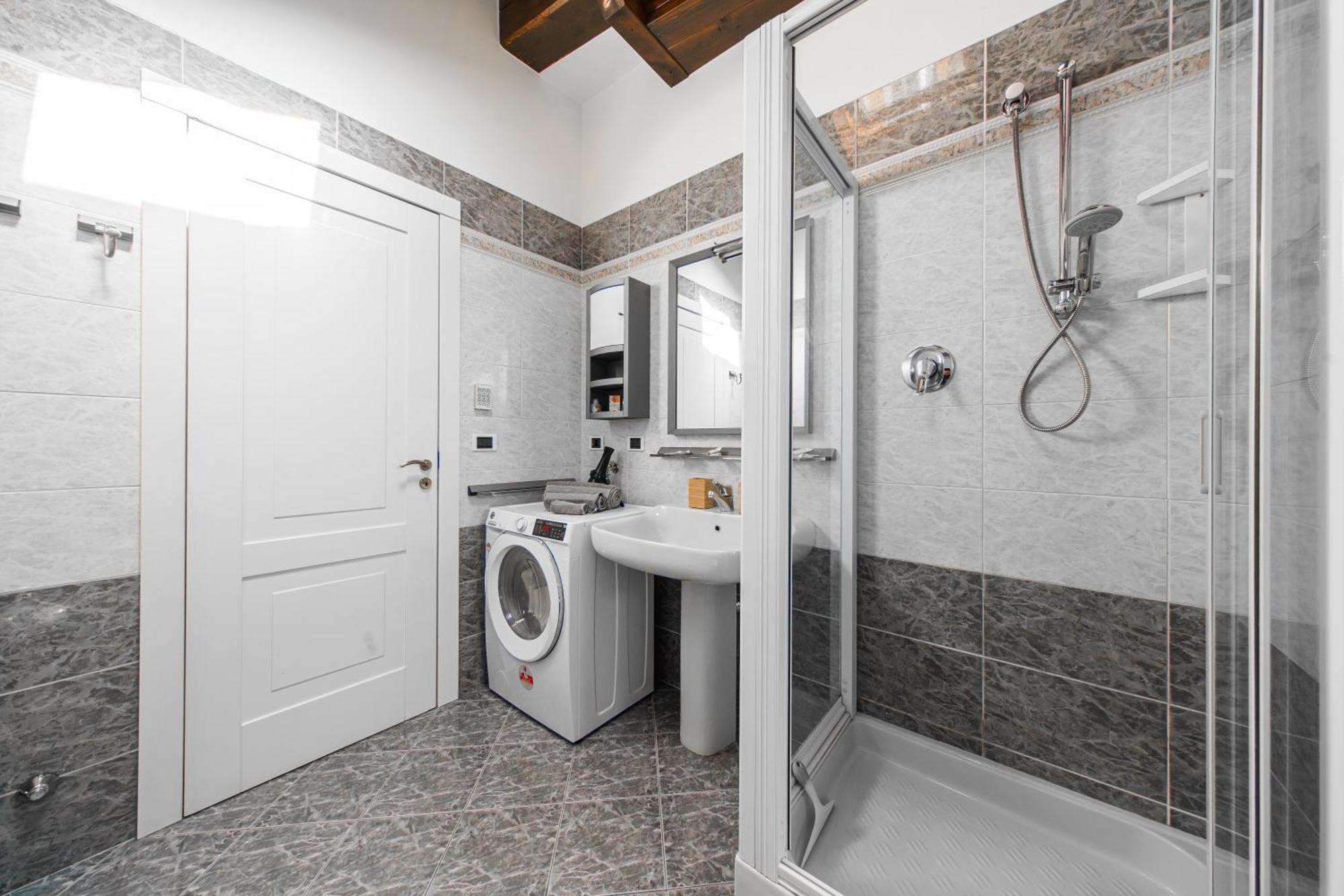 The Gallery Apartment Center بولونيا المظهر الخارجي الصورة
